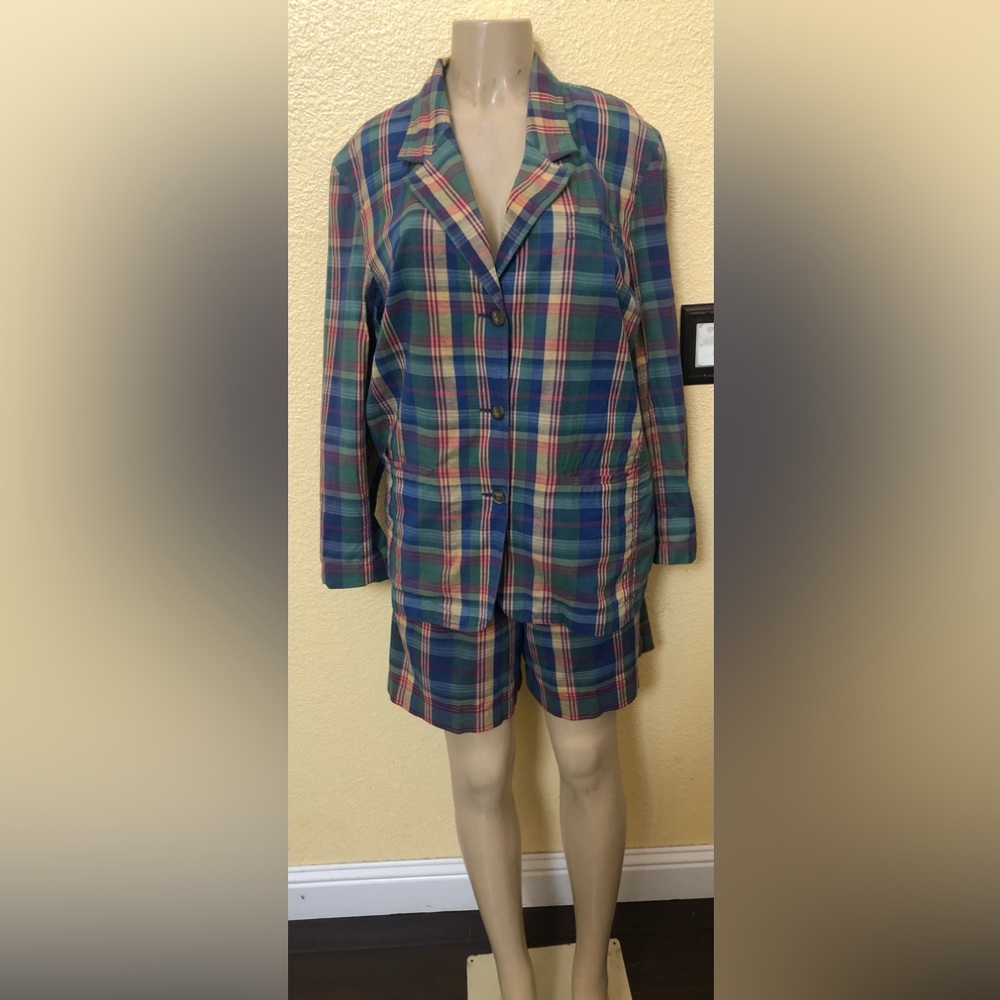 Vtg Liz Claiborne Lizsport blazer/short set size 8 and 4